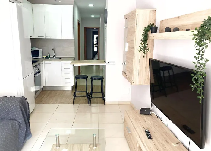 Stunning And Sunny Suite + Parking + Terrace By Canary365
